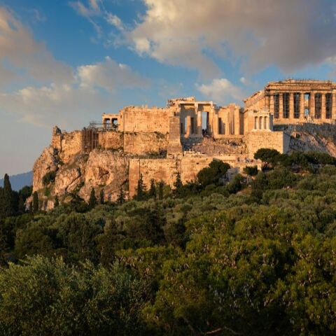 ΔΝΤ: Σταθερά πτωτική η πορεία του ελληνικού χρέους - Ζοφερή πρόβλεψη για εκτίναξη του δημόσιου χρέους της ΕΕ το 2040