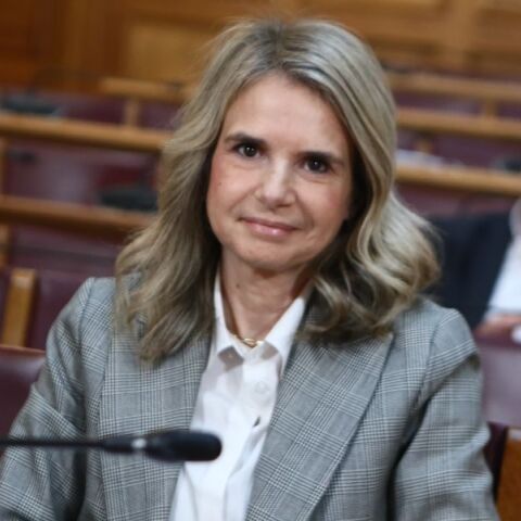 Η Μιλένα Αποστολάκη απαντά στις δηλώσεις Πιερρακάκη, ζητώντας εφαρμογή της απόφασης για τις ρυθμίσεις του νόμου Κατσέλη και πλήρη διαφάνεια για τον εξωδικαστικό