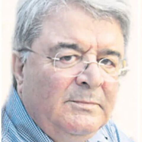 Πέθανε ο δημοσιογράφος Γιάννης Αμανατίδης