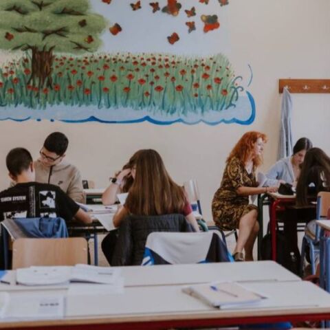 Απόσπαση στα Δημόσια Ωνάσεια Σχολεία: Μια σημαντική ευκαιρία για τους εκπαιδευτικούς που θέλουν - Τα οφέλη για όσους τα επιλέξουν