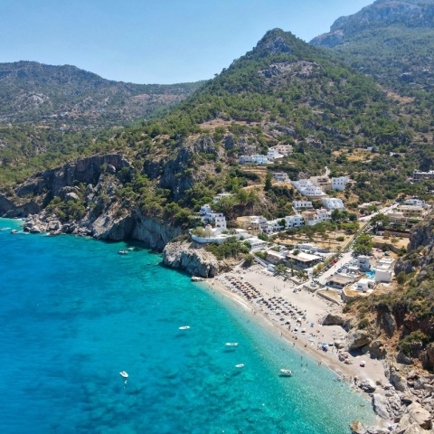 Η παραλία «Κυρα Παναγιά» στην Κάρπαθο