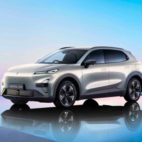 AV-AUTO-Changan Deepal S05 PHEV