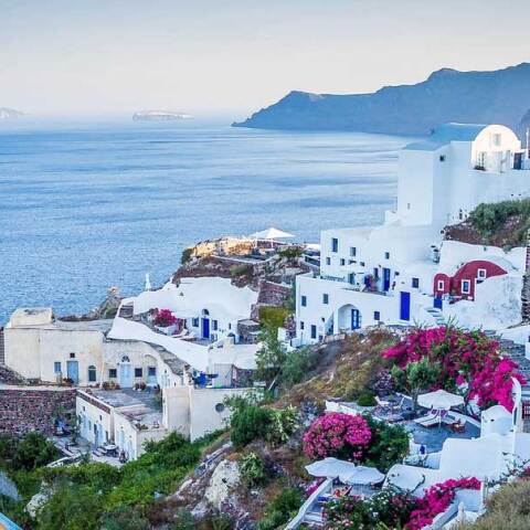 Κατοικίες στη Σαντορίνη