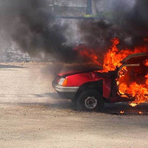 Φωτιά σε αυτοκίνητο