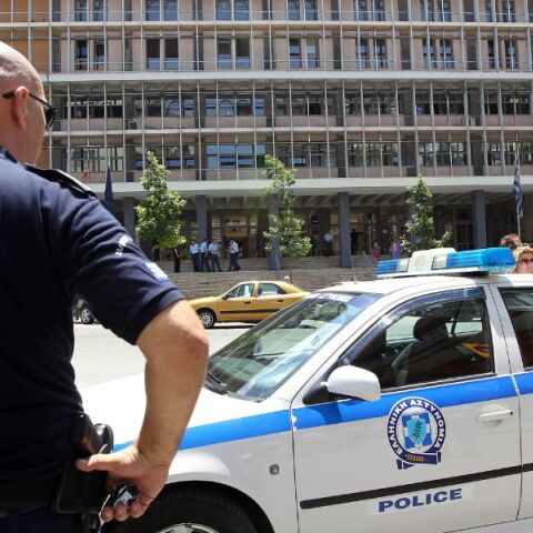 Πράσινο φως από το Συμβούλιο Εφετών Θεσσαλονίκης για την έκδοση 53χρονου στην Αλβανία, κατηγορούμενου για εγκληματική οργάνωση και ξέπλυμα χρήματος.