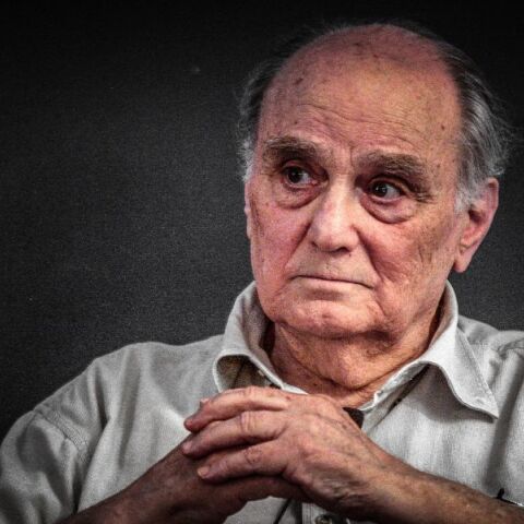 Ο Κωστής Χατζηδάκης αποχαιρετά τον Στέλιο Ράμφο, μιλώντας για τον κορυφαίο διανοητή και την πνευματική του παρακαταθήκη. 