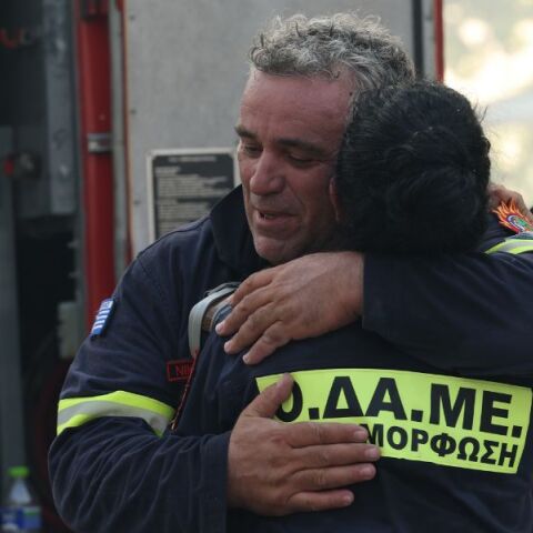 Ο πρόεδρος του Ιατρικού Συλλόγου Χαλκιδικής τονίζει ότι στη φωτιά της Σίβηρης δεν χάθηκε ανθρώπινη ζωή και ευχαριστεί όσους συνέδραμαν - Στήριξη σε πληγέντες