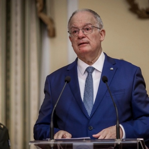 O κουβαρντάς πρόεδρος Τασούλας