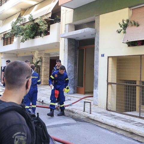 Φωτιά στον Νέο Κόσμο