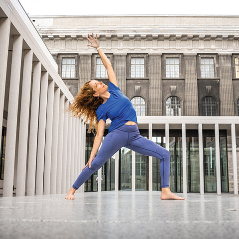 Yoga Family Violet Alignment