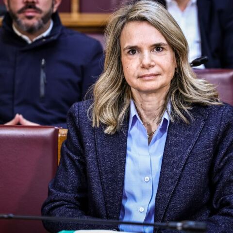 Επιστολή στην EIOPA απέστειλε η Μιλένα Αποστολάκη, ζητώντας μέτρα για τα ισόβια συμβόλαια υγείας και τις υπέρογκες αυξήσεις στα ασφάλιστρα.