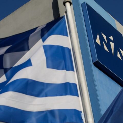 4 Οκτωβρίου: Η Νέα Δημοκρατία κλείνει 52 χρόνια από την ίδρυσή της - Από τη Μεταπολίτευση έως την ευρωπαϊκή ένταξη και τις σύγχρονες μεταρρυθμίσεις