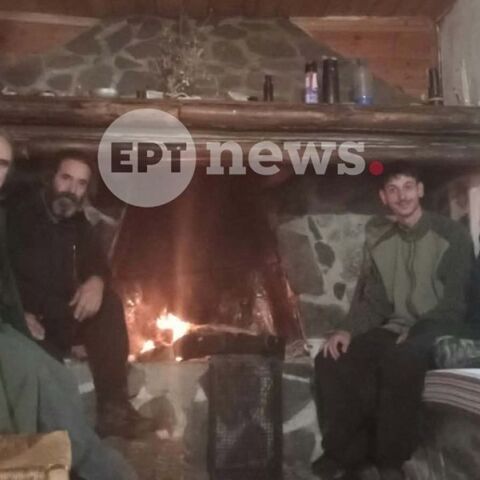 Παραμένουν εγκλωβισμένοι οι 8 άνθρωποι στο φαράγγι της Σαμαριάς 