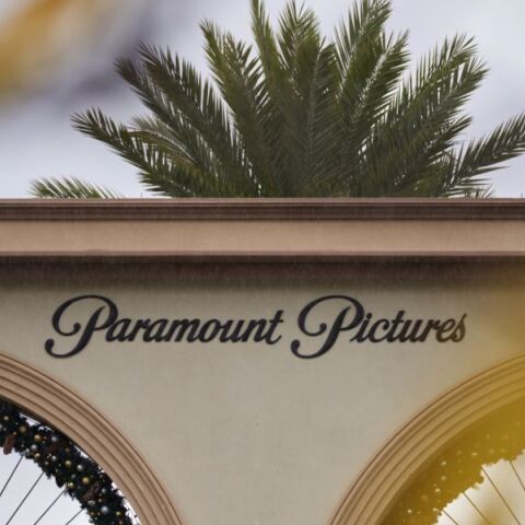 Ολοκληρώθηκε η εξαγορά της Warner Bros Discovery από την Paramount Skydance έναντι 110 δισ. δολαρίων, αλλάζοντας τις ισορροπίες στο Χόλιγουντ