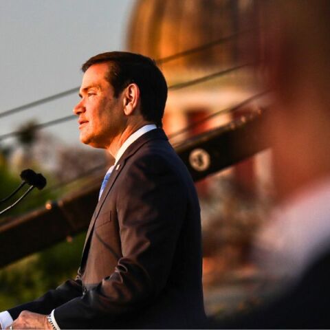Κορίτσια, ο Μάρκο