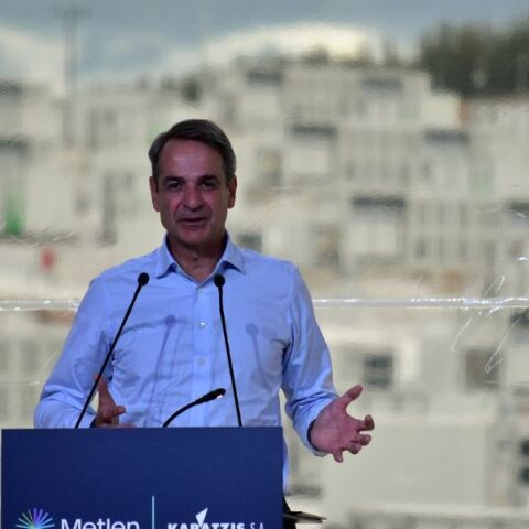 Την εφαρμογή του αφορολόγητου αγροτικού πετρελαίου στην αντλία από 1η Νοεμβρίου εξήγγειλε ο Κυριάκος Μητσοτάκης σε συνάντηση με αγρότες στη Λάρισα.