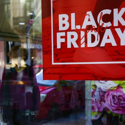 Αντίστροφη μέτρηση για Black Friday 2026 και Cyber Monday - Πότε πέφτουν φέτος