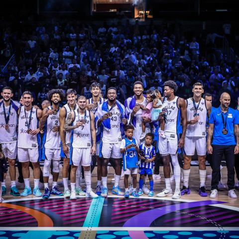 Από το μετάλλιο της Εθνικής Ελλάδας, στο «δαχτυλίδι» των Θάντερ - Αυτές είναι οι κορυφαίες στιγμές μπάσκετ του 2025