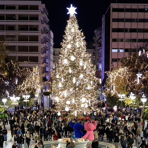 Παραμονή Πρωτοχρονιάς: Ποιοι δρόμοι κλείνουν από τις 8 το απόγευμα στην Αθήνα - Τι πρέπει να γνωρίζουν οι οδηγοί