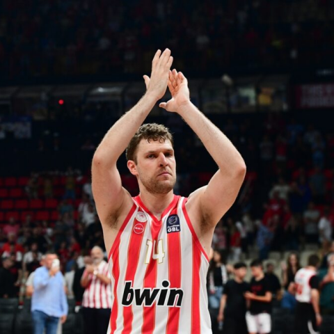 Σάσα Βεζένκοβ