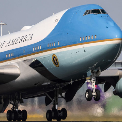 Βλάβη στο Air Force One του Ντόναλντ Τραμπ ενώ ήταν στον αέρα, επέστρεψε στην Ουάσινγκτον