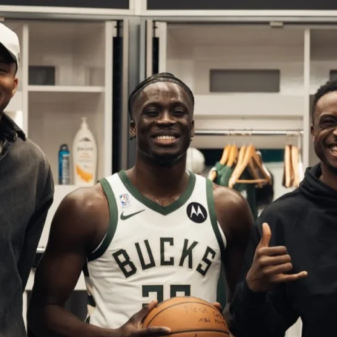 Έγραψαν ιστορία οι Αντετοκούνμπο - Το επίτευγμά τους άνευ προηγουμένου στο NBA