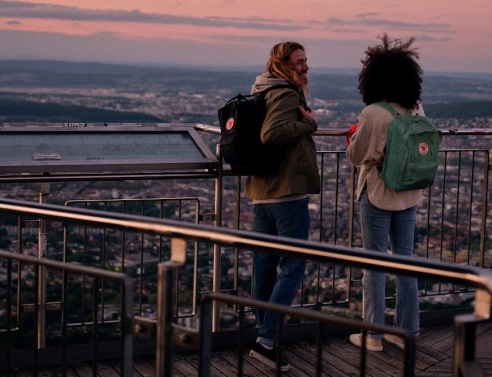 Αυτό το φθινόπωρο, διάλεξε το δικό σου Kånken backpack για περιπέτειες στην πόλη και τη φύση