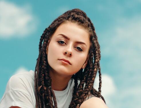 Συμβουλές ομορφιάς: Πέντε δημοφιλείς απόψεις για τη φροντίδα της επιδερμίδας μας, που όμως δεν ισχύουν. 