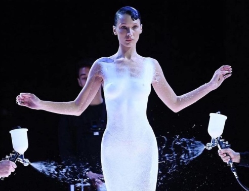 Οι 6 viral στιγμές στην Εβδομάδα Μόδας του Παρισιού