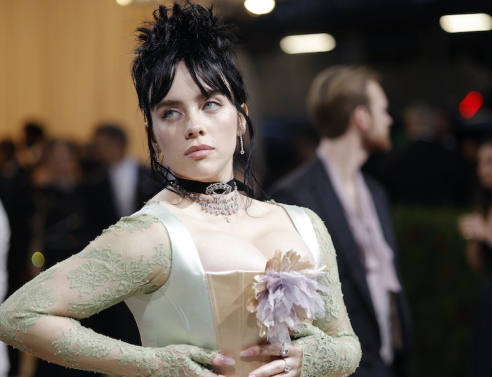 Η Bllie Eilish έχει καινούργιο αγόρι - Ποιος είναι ο Jesse Rutherford