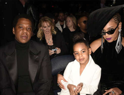 Η 10χρονη κόρη της Μπιγιονσέ πρόσφερε σε δημοπρασία 80.000 δολάρια για διαμαντένια σκουλαρίκια