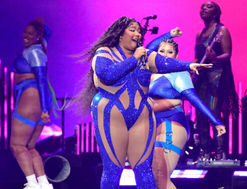 Η τραγουδίστρια Lizzo 