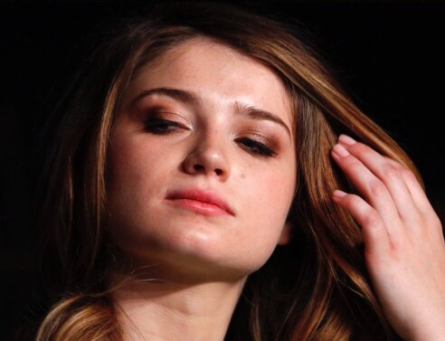 Eve Hewson: Η εντυπωσιακή ηθοποιός είναι κόρη του Bono των U2