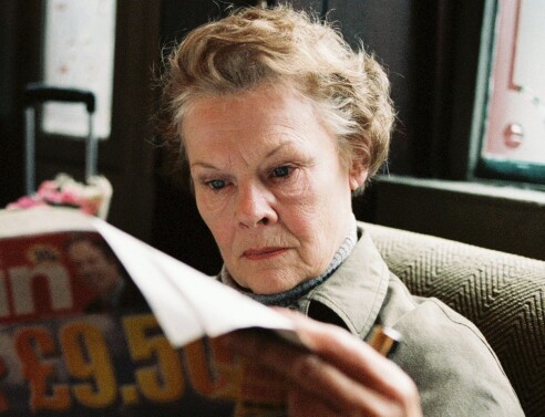 Η Τζούντι Ντεντς δεν μπορεί να διαβάζει πλέον σενάρια για νέες ταινίες