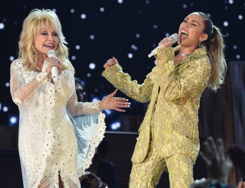 Οι διάσημοι νονοί του Χόλιγουντ και τα βαφτιστήρια τους