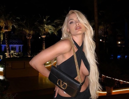 Ιωάννα Τούνη: Όσοι «ανάβουν» με μία μαμά που θηλάζει να ζητήσουν βοήθεια