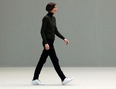 Phoebe Philo: Η ιέρεια της απλότητας επιστρέφει στη μόδα με δικό της label 