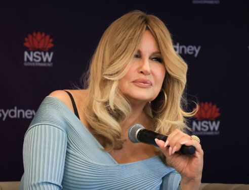 ΤΖΕΝΙΦΕΡ ΚΟΥΛΙΤΖ ΓΙΑ ΓΚΕΙ