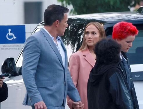 Τζένιφερ Λόπεζ: Χέρι με χέρι με τον Μπεν Άφλεκ