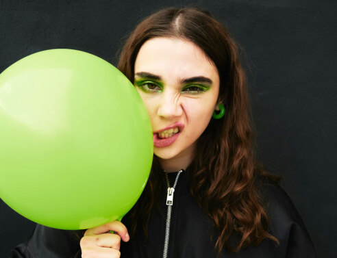 Δε μας παρατάς κι εσύ ρε μαμά!;