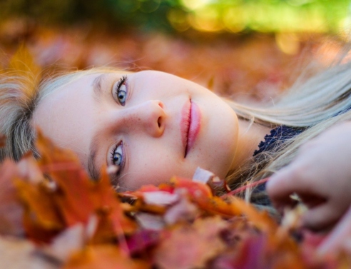 Ποιες οι αλλαγές στην περιποίηση του δέρματος που απαιτεί το φθινόπωρο