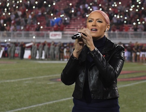 Η Κάγια Τζόουνς ισχυρίζεται ότι οι «Pussycat Dolls» ήταν βιτρίνα για κύκλωμα πορνείας