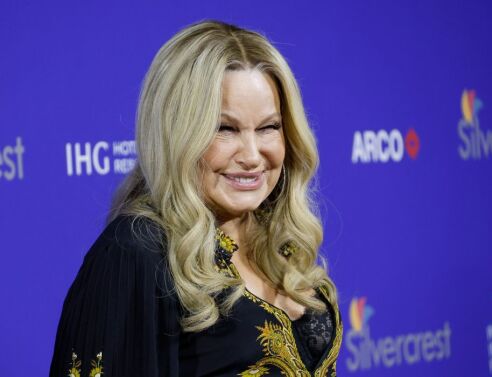 Tζένιφερ Κούλιτζ: Η viral απάντηση στις Χρυσές Σφαίρες 