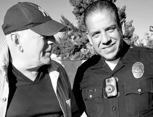 Μπρους Γουίλις: Η συγκινητική πρώτη εμφάνιση του ηθοποιού μετά τη διάγνωση για αφασία