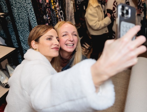 ΧΡΥΣΑΝΘΗ ΚΟΥΡΟΥΠΗ, ΙΟΛΗ ΚΑΛΦΟΠΟΥΛΟΥ