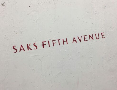 Αγόρασε τσάντα από μεγάλο πολυκατάστημα και των ΗΠΑ και αποδείχθηκε απομίμηση