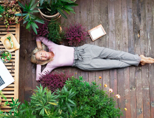 Αναρριχώμενα φυτά για φυσική απομόνωση στο μπαλκόνι σου