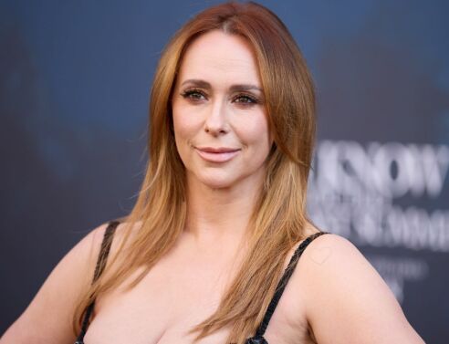 Γιατί ένα εξώφυλλο με τίτλο: «Σταματήστε να με λέτε χοντρή» προκάλεσε ψυχολογικά στην Τζένιφερ Λοβ Χιούιτ