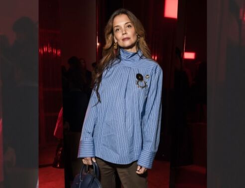 Back-to-front styling: Όταν το slip dress και το πουκάμισο φοριούνται ανάποδα