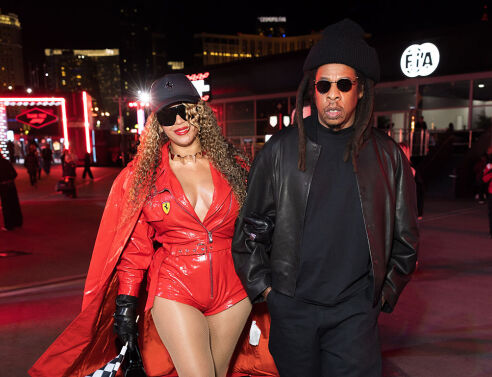 Η Μπιγιονσέ κερδίζει τις εντυπώσεις στο Λας Βέγκας: Επευφημίες για το ότι «δεν υποκύπτει στη μόδα του Ozempic»